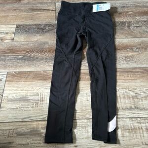 Girls Nike Black Leggings Size Medium NWT.